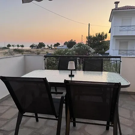 Odysseus Sea View Maisonette Psakoudia