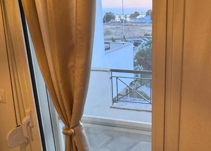 Odysseus Sea View Maisonette