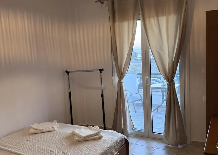 Odysseus Sea View Maisonette * Psakoudia